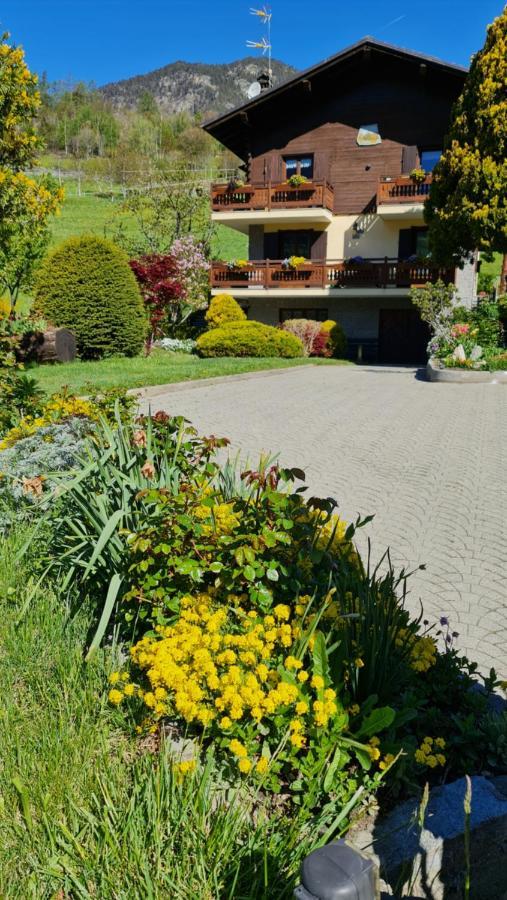 Casa Margherita Chambres D'Hotes & Spa Challand-Saint-Anselme Zewnętrze zdjęcie